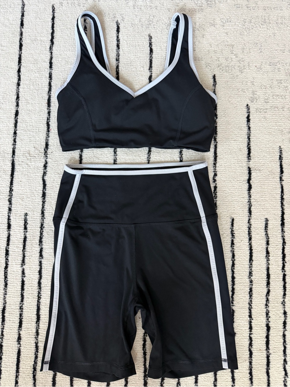 Amazon Essentials Active FormFlex Buttery Soft High Waist Biker Shorts & Bra Set